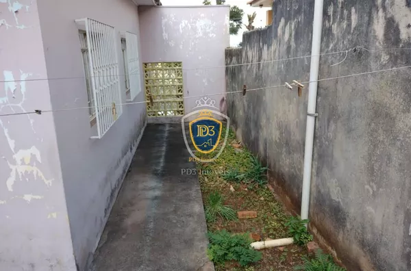 Casa à venda em Centro - Paralelo com a rua Ermelino de Leão 