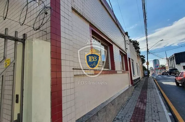 Casa à venda em Centro 