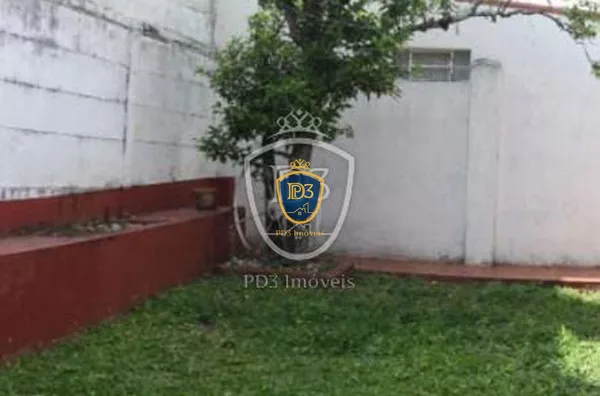 Casa à venda em Uvaranas 