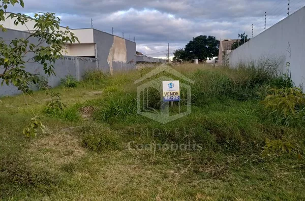 Terreno de 360m2, Vila Florata, paralela à Felipe Wanscher Bairro Cognópolis, Foz do Iguaçu