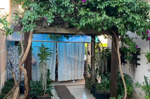 Casa para venda no Jardim Iguaçu, 06 quartos, Foz do Iguaçu-PR