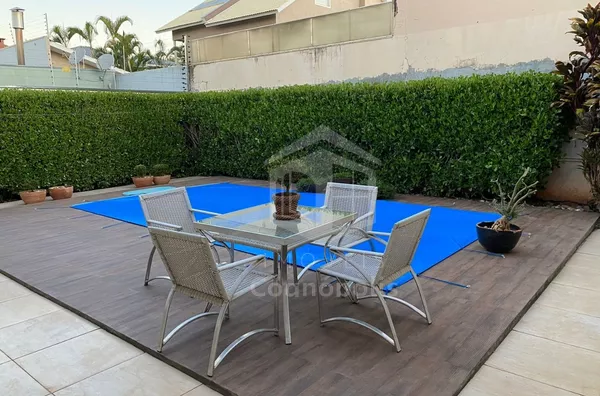 Casa para venda no Jardim Iguaçu, 06 quartos, Foz do Iguaçu-PR