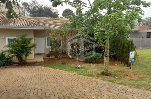 Fachada frontal da casa