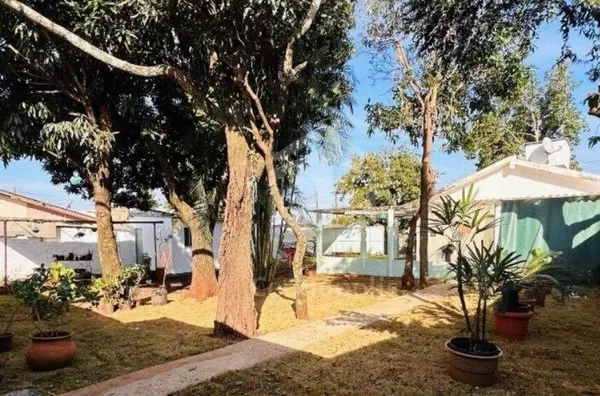 Casa para aluguel,  com Edícula e quintal arborizado, Bairro Jd.Vitória, Foz do Iguaçu / PR - Foto 6