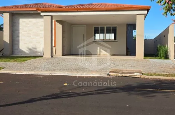 Casa em condomínio, piscina, 3 quartos, Cognópolis, Foz do Iguaçu