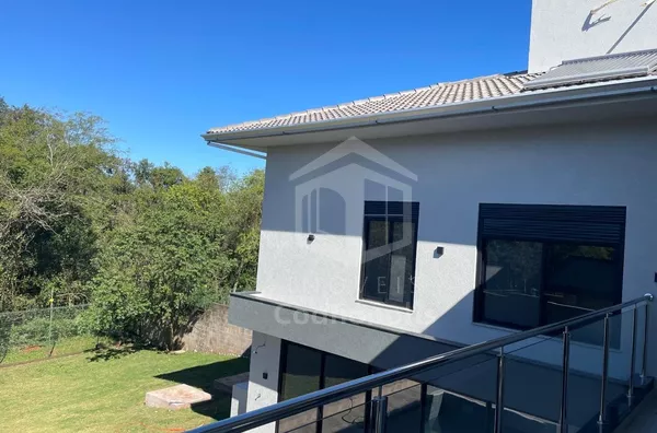 Casa moderna em condomínio, 3 quartos, sendo 1 suíte, piscina, 732m2, Cognópolis