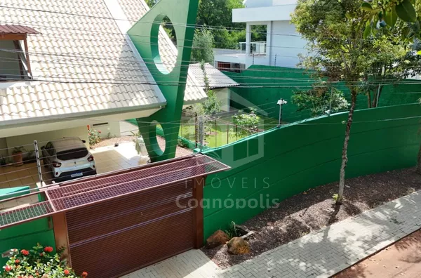 Sobrado para venda, 4 quarto(s), piscina, em área de 902m²