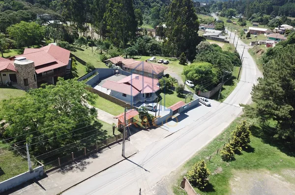 Design Sofisticado e Qualidade Incomparável no Bairro Brasília – Casa Alto Padrão