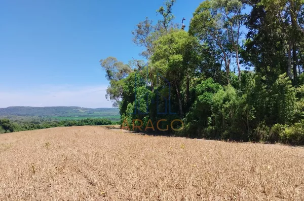 Vista do Terreno de Frente 