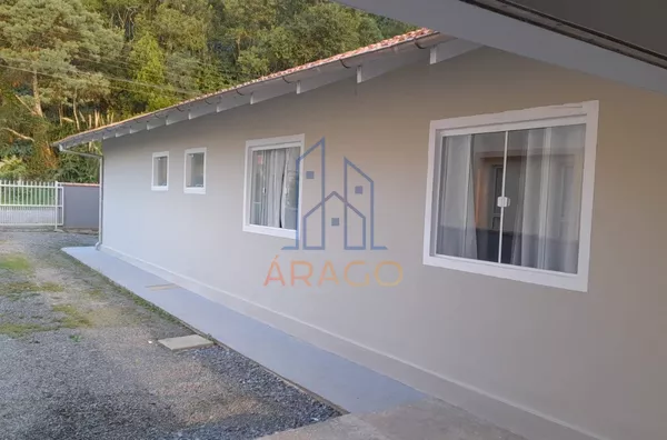  Linda Casa no Centro de São Bento do Sul, Próximo ao Fort! 