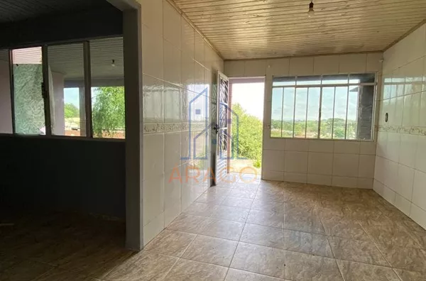 Casa 4 dormitórios em Piên