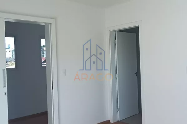 Imóvel à Venda no Colonial – Conforto, Espaço e Localização Privilegiada