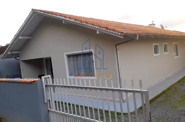  Linda Casa no Centro de São Bento do Sul, Próximo ao Fort! 