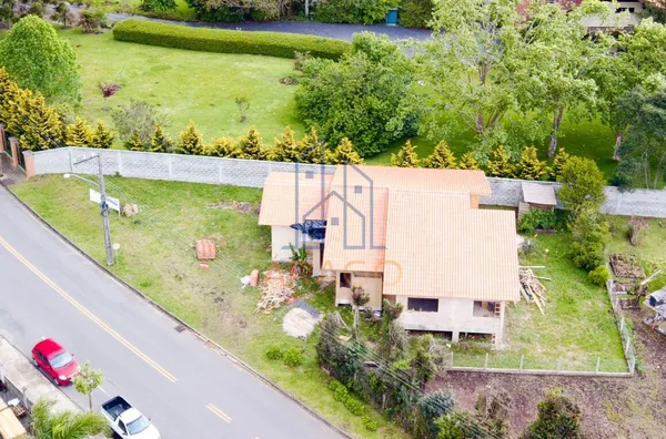 Casa semi-construída para venda,  Belo Horizonte, Campo Alegre.