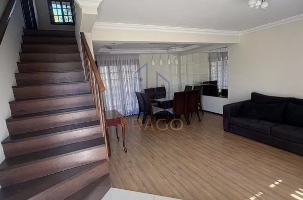 Sobrado para venda, 3 quarto(s),  Centro, Pinhais