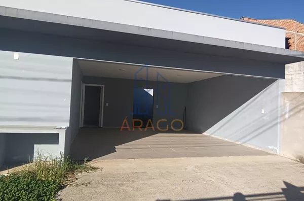 Imóvel à Venda no Colonial – Conforto, Espaço e Localização Privilegiada