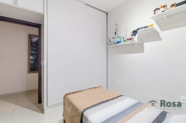 Casa à Venda com Suíte Master e equipado com Placa Solar, próximo ao Shopping Estação, no Bairro Santa Rosa, Cuiabá. - Foto 10