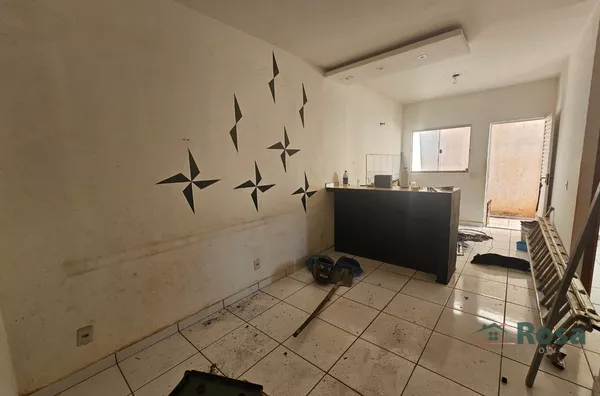 Casa de esquina com potencial para uso comercial ou residencial, para venda,  Parque Paiaguás, Varzea Grande - Foto 1