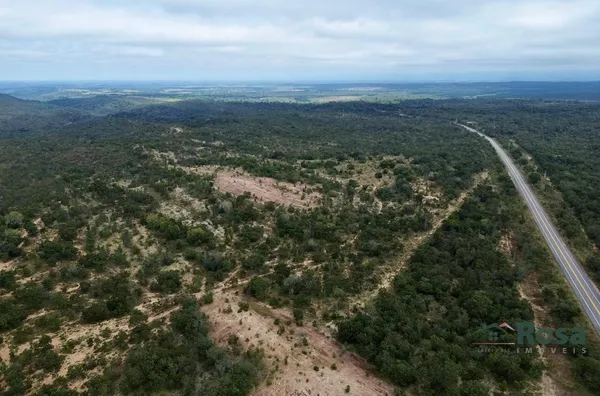 Oportunidade Fazenda para venda,  80 km de Cuiaba, as margens da br 364. Cuiabá MT - Foto 14