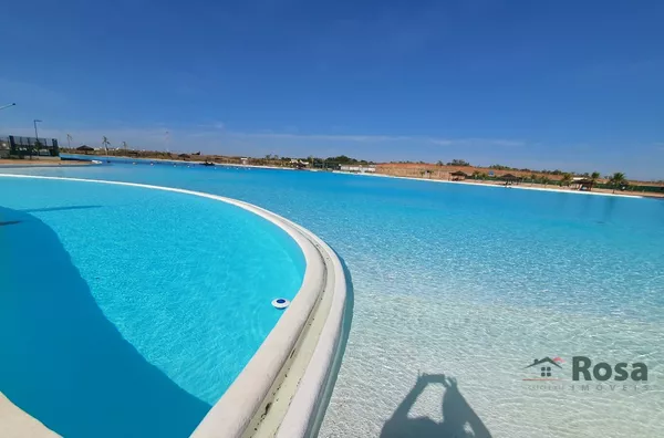 Apartamento de luxo com lagoa e praia artificial para venda com móveis, próximo ao Colégio Plural,  Ribeirão Do Lipa, Cuiabá - Foto 3