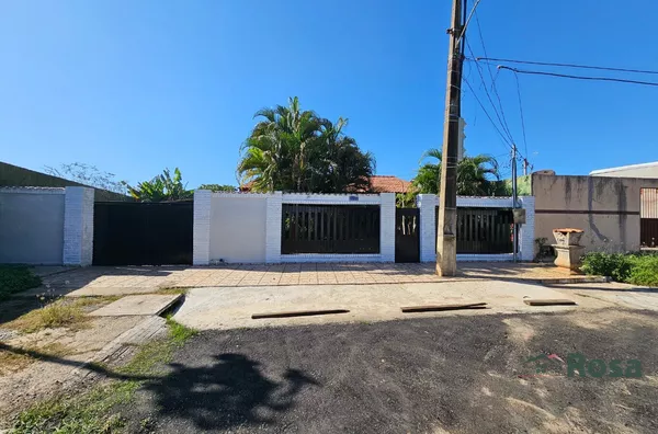 Casa para venda, próximo Shopping Estação, com 3 quarto(s) sendo 2 Suíte(s) e piscina, Jardim Santa Amália, Cuiabá. - Foto 1