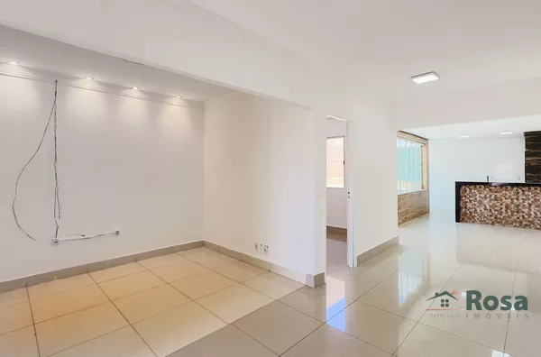 Casa com 2 Quarto(s), piscina  para VENDA e LOCAÇÃO no condomínio RIO CACHOEIRINHA, próximo da Avenida das Torres, Jardim Imperial, Cuiabá.