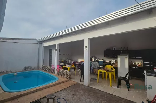 Casa com Piscina para venda,  Despraiado, Cuiabá