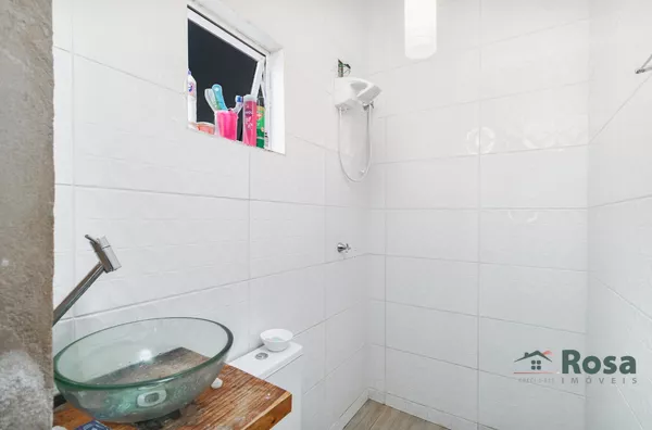 Casa à venda, com 2 quarto(s), amplo quintal no Bairro Jardim Universitário, Cuiabá. - Foto 6