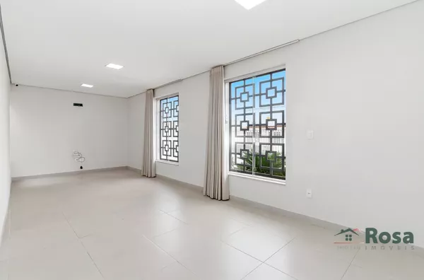 Casa para venda 3 quartos com piscina a venda  , bairro boa esperanca , Cuiabá