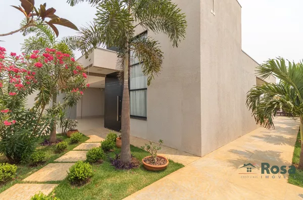 Casa Térrea Porteira Fechada com 3 Quarto(s), sendo 2 Suítes e piscina, próximo ao Centro de Chapada dos Guimarães. - Foto 3