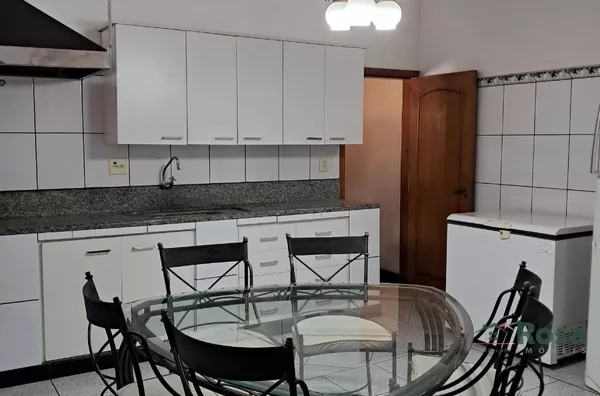 Casa  de Alto Padrão para venda ou para fins comerciais no Jardim Primavera, Cuiabá - MT - Foto 5