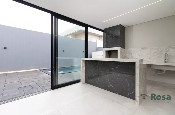 Casa à Venda Recém Construida com 4 SUÍTE(s), escritório, COZINHA GOURMET e PISCINA PRIVATIVA no Condomínio FLORAIS DA MATA, Várzea Grande. - Foto 5