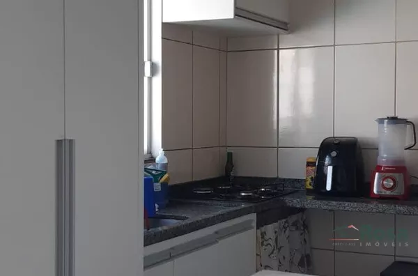 Casa térrea em Condomínio, com energia solar, 03 quartos sendo 01 suíte, Reidencial Maria Mota,  Parque Georgia - Foto 5