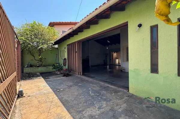 Casa térrea Residencial/Comercial para venda no Bairro Jardim Tropical, Cuiabá. Próximo ao Shopping 3 Américas e UFMT - Foto 2