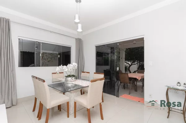 Sobrado à Venda, com 3 Quarto(s) sendo 2 suítes, no Bairro Santa Rosa, próximo ao Shopping Estação, Cuiabá - Foto 6