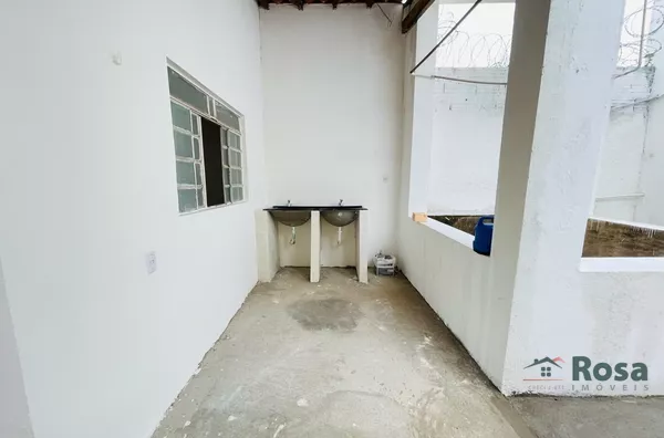 ÁREA DA ÁLAVANDERIA