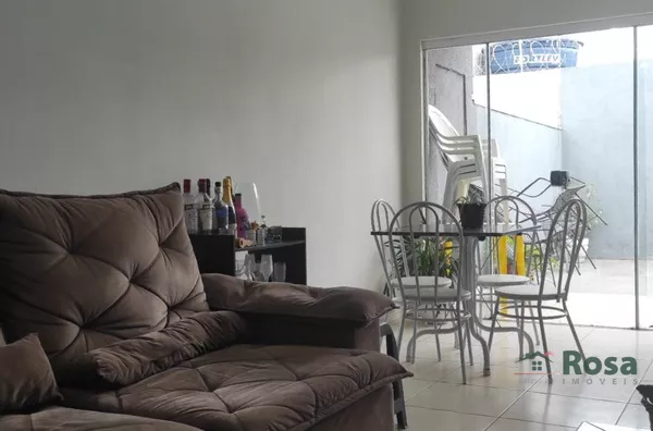 Casa térrea em Condomínio, com energia solar, 03 quartos sendo 01 suíte, Reidencial Maria Mota,  Parque Georgia - Foto 1