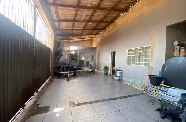 Linda casa para venda com piscina, por apenas R$369.000,00. Bairro COHAB SÃO GONÇALO, Cuiabá. - Foto 2