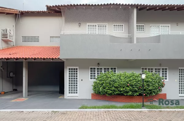 Sobrado à Venda no Condomínio RESIDENCIAL FLORENÇA, com 3 quarto(s) sendo 1 Suíte, no Bairro Jardim Itália, próximo da UFMT, Cuiabá.