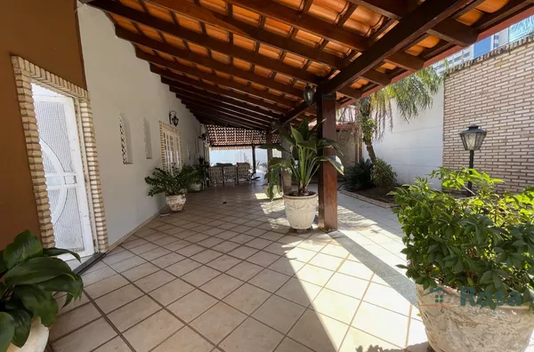 Casa Sobrado para venda com 3 suítes, piscina e Churrasqueira - Foto 5