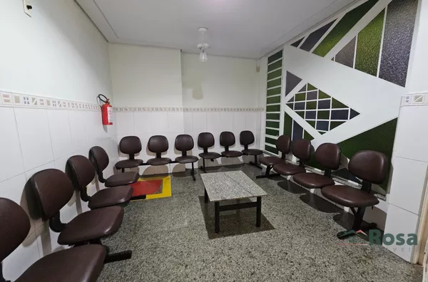 PREDIO para venda,possui espaço para colocar elevador, próximo ao Hospital Geral, Laboratórios, CENTRO SUL Cuiabá - Foto 1