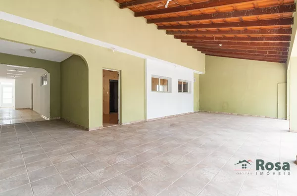 Oportunidade Casa Residencial ou Comercial, para venda, Jardim Petrópolis, 05 quartos, próxima a UFMT, Cuiabá - Foto 1