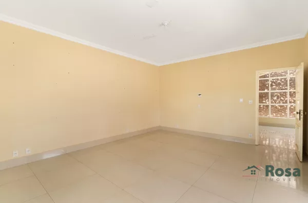 Casa para venda, 4 quartos, sendo 2 suítes, Sugestão para Clinica e Residencial Bairro Santa Rosa  Cuiabá - Foto 3