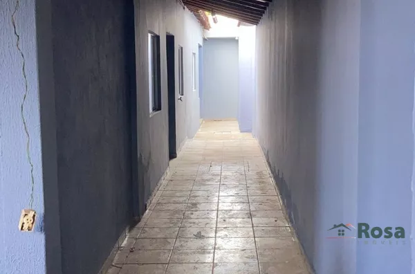 corredor lateral lado direito