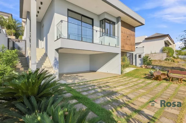 Casa de Alto Padrão no Condomínio Villa Jardim com 3 Suítes, Piscina Privativa e Espaço Gourmet - Foto 3