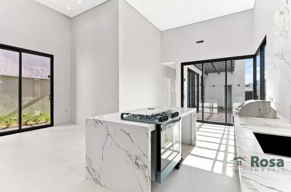 Casa contemporânia térrea, 3 suítes, Condomínio Belevedere II - Foto 5