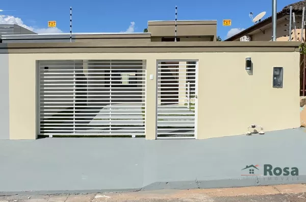 Casa Nova com pá direito duplo no RECANTO DOS PÁSSAROS, próximo da Avenida das Torres, Cuiabá. - Foto 2