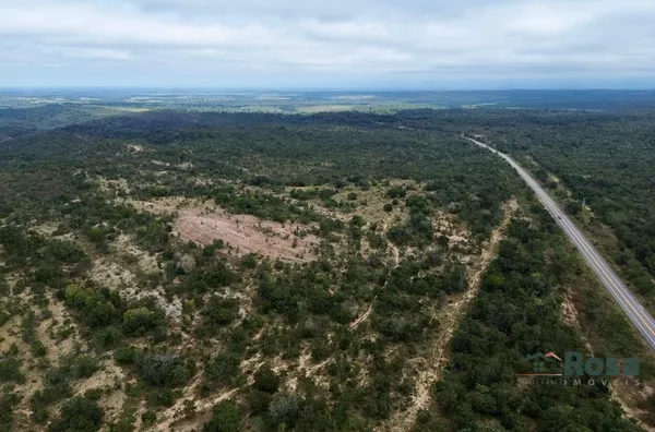Oportunidade Fazenda para venda,  80 km de Cuiaba, as margens da br 364. Cuiabá MT - Foto 23