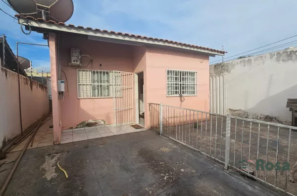 Casa com Piscina para venda,  Despraiado, Cuiabá