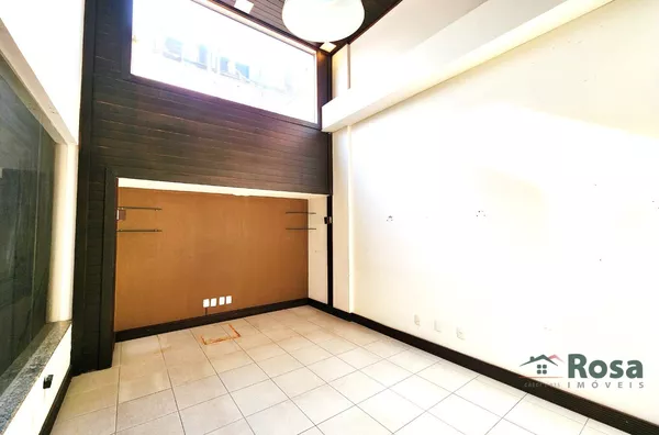 Loja Térrea na Av. Fernando Correa - Foto 6